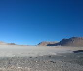 Indagando en los orígenes de los fluidos calientes en las calderas de la Puna Austral